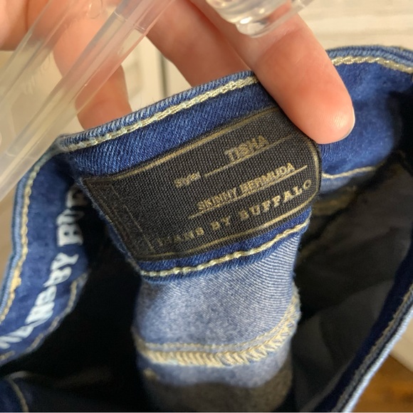 I Jeans by Buffalo Tisha Skinny Bermuda Dark Wash Jean Shorts 12 - Picture 8 of 10